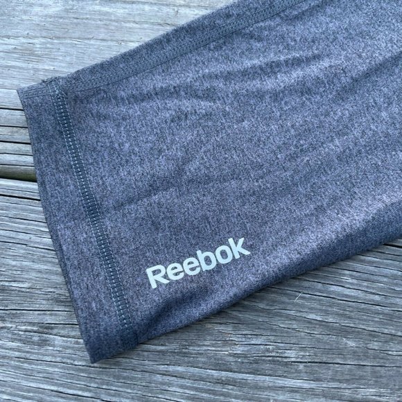 Reebok Women Athletic Capri Pant Gray Charcoal Sport Running Pant Size MM - Picture 3 of 10